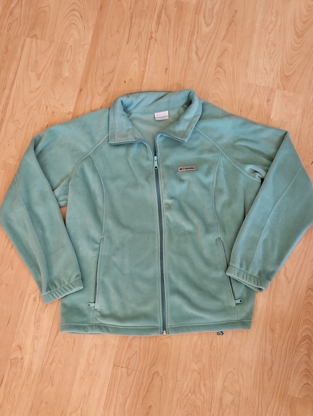 Columbia Women's Zip-Up Fleece Jacket Sea Foam Green. Sz: 2X